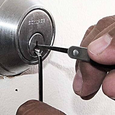 Servizi di aperture porte