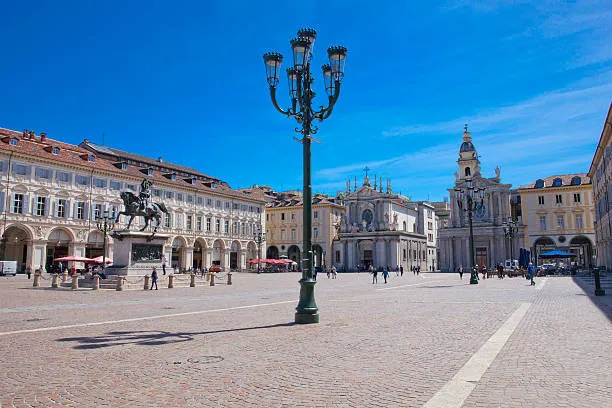 piazza-san-carlo-in-turin